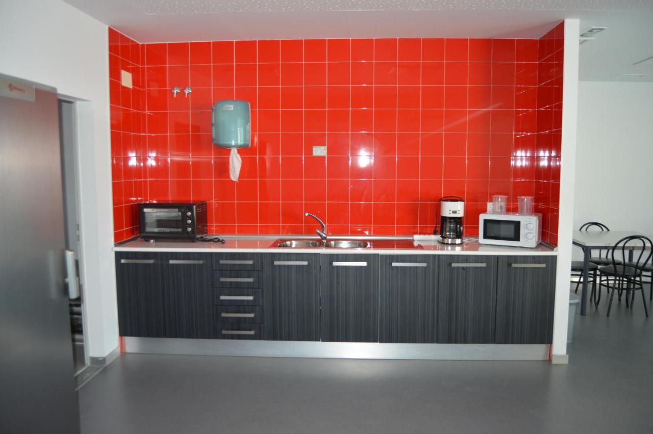 Hostel Divino Morales Arroyo de la Luz ภายนอก รูปภาพ