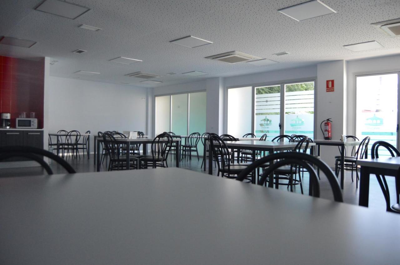 Hostel Divino Morales Arroyo de la Luz ภายนอก รูปภาพ